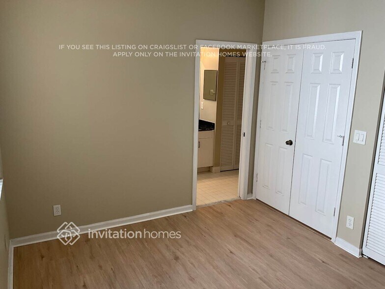 Building Photo - 4132 Trenton Ave