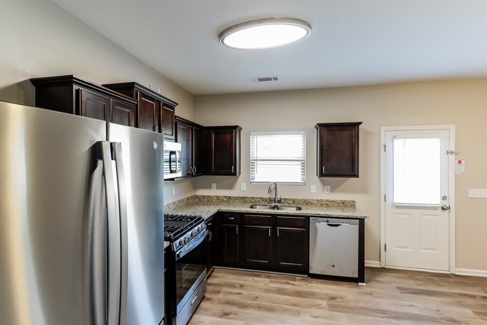 Building Photo - 531 Dianne Ct