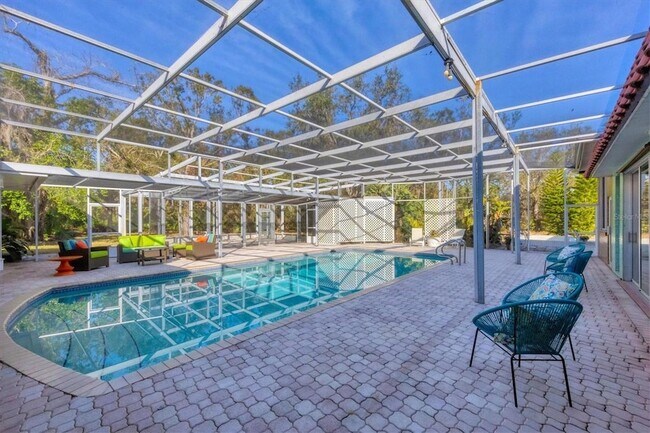 Building Photo - 2605 Desoto Rd