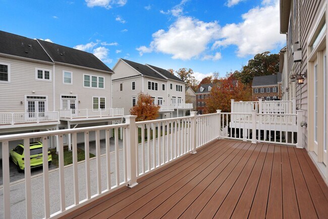 Building Photo - 8638 Westford Rd