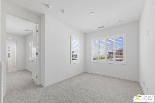 Building Photo - 35935 Hinksey St