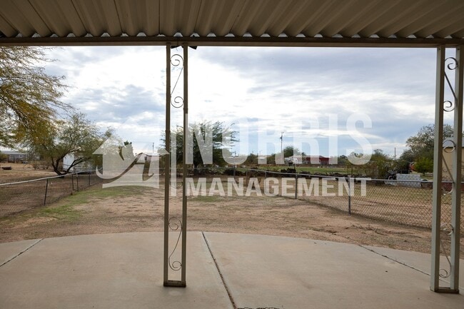 Building Photo - Acreage, NO HOA, So Much Room!