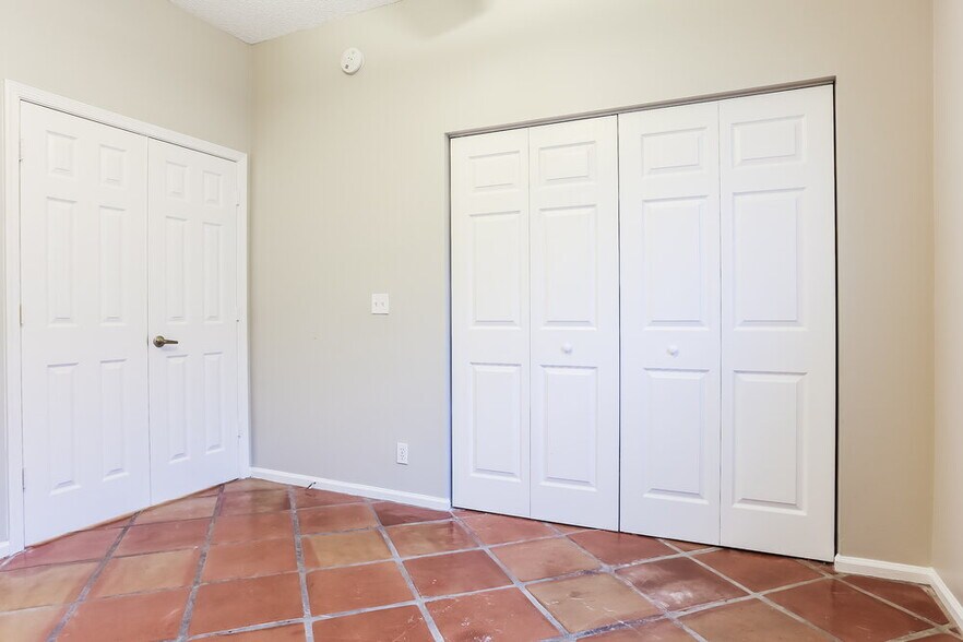 Building Photo - 12292 Sunset Point Ln