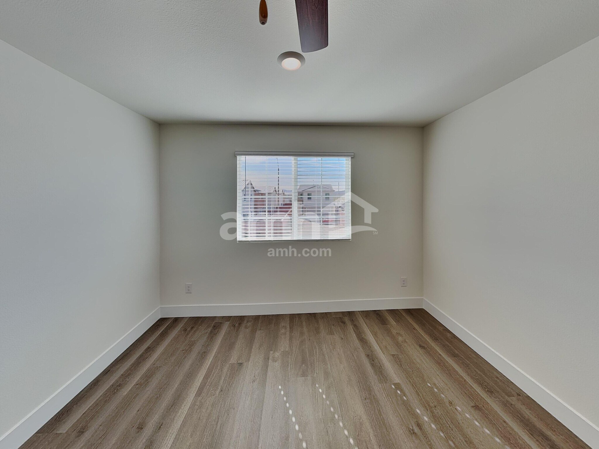 Building Photo - 7794 Hickory King Ave