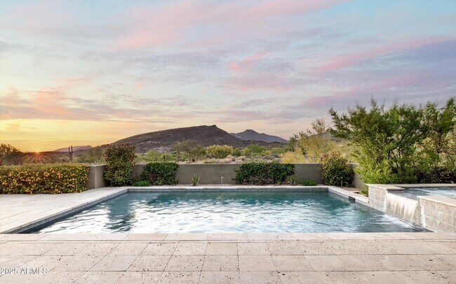 Building Photo - 9894 E Miramonte Dr