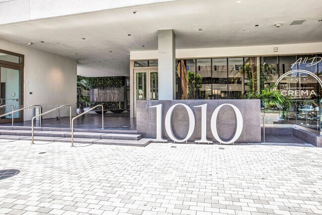 Building Photo - 1010 Brickell Ave