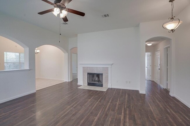 Building Photo - 311 Gainer Dr
