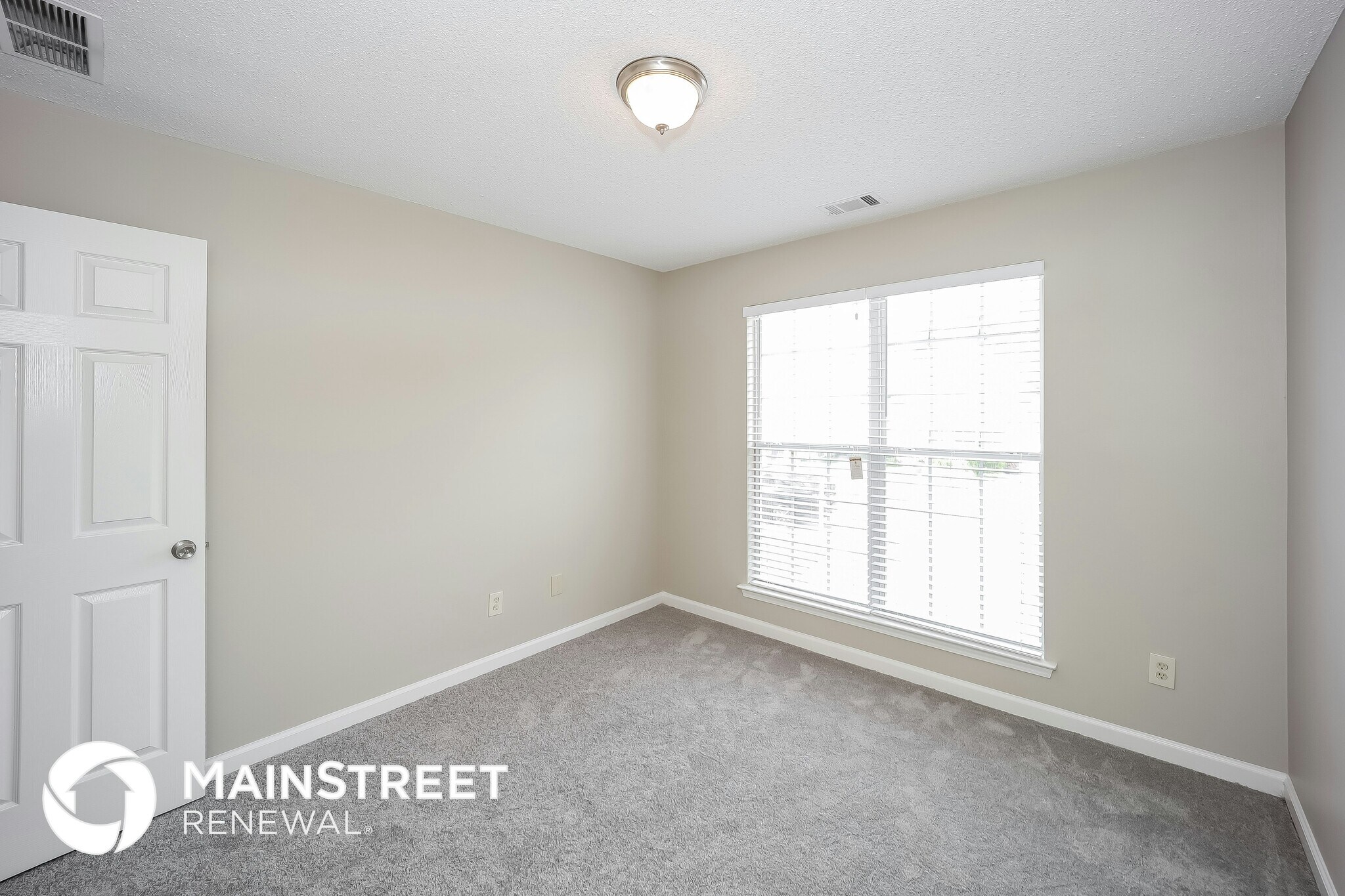 Building Photo - 6555 Creekview Ct