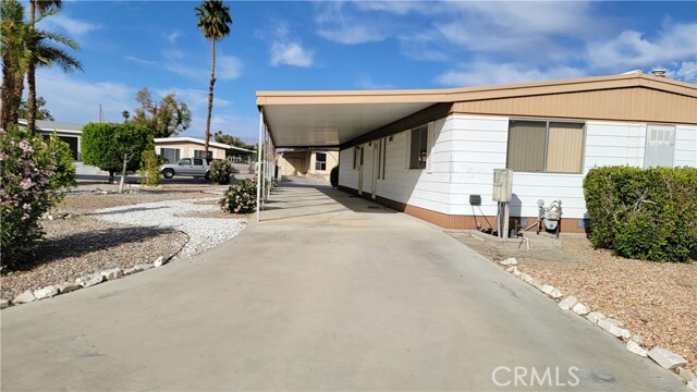 Building Photo - 39027 Moronga Canyon Dr