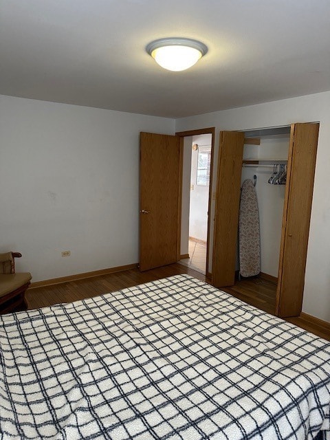 Building Photo - 915 E Oakton St