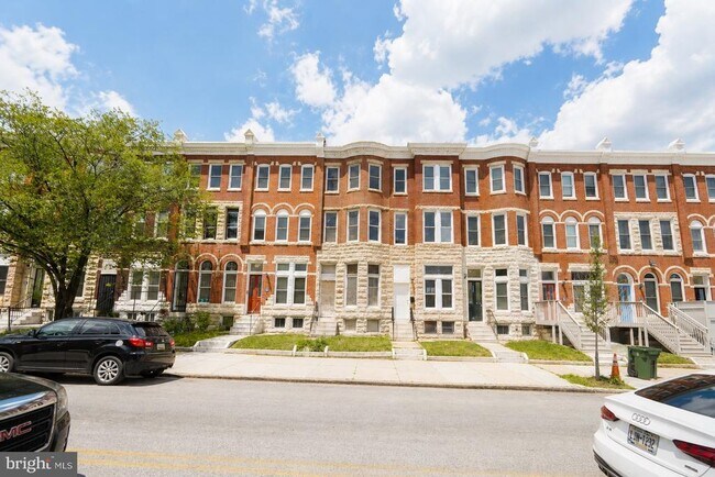 Building Photo - 1922 W Baltimore St