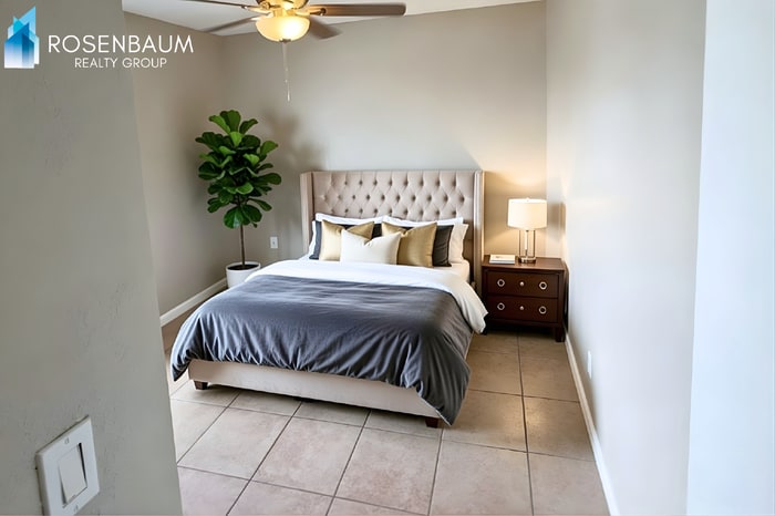 Building Photo - 713 W 1st Ave