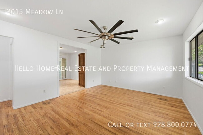 Building Photo - 3015 Meadow Ln
