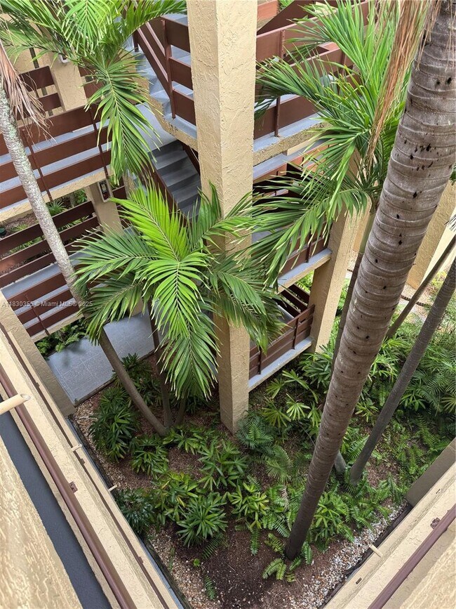 Building Photo - 9285 SW 125th Ave