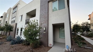 Building Photo - 120 Novel