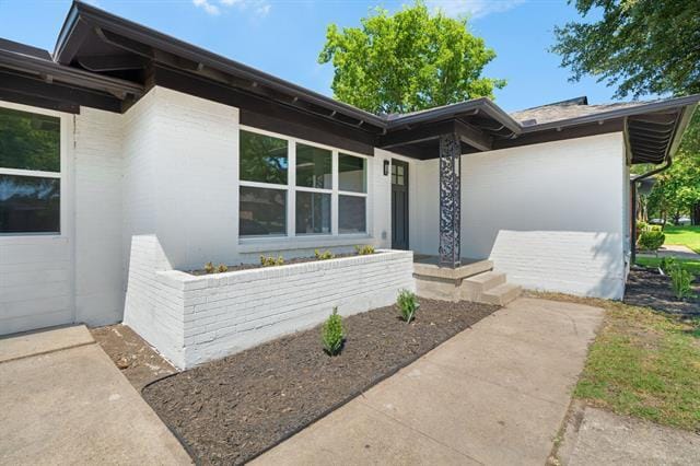 Building Photo - 10209 Casa View Dr