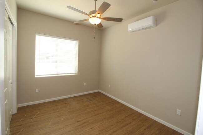 Building Photo - BRAND NEW with SOLAR Washer/Dryer/Fridge Included