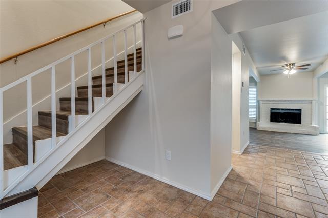Building Photo - 4279 Cuesta Dr