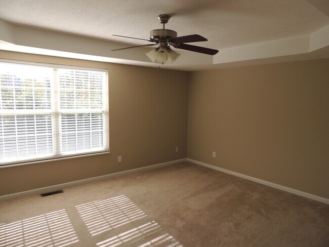 Building Photo - Dream townhouse in the heart of North Knoxville, TN!