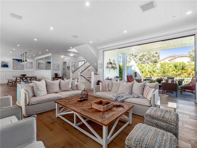 Building Photo - 3403 Laurel Ave