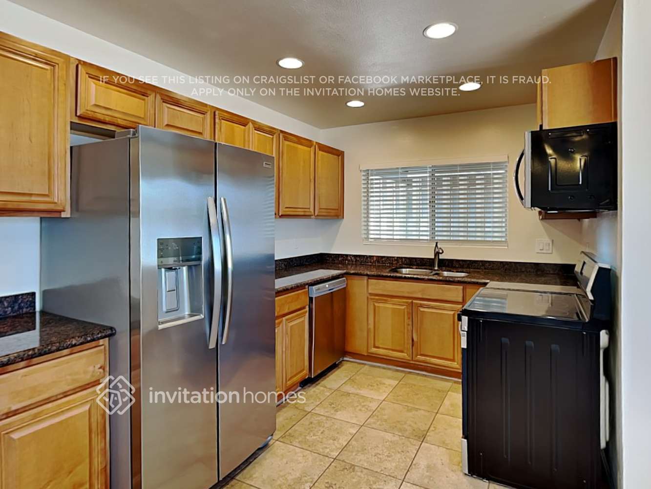 Building Photo - 3240 W Cholla St