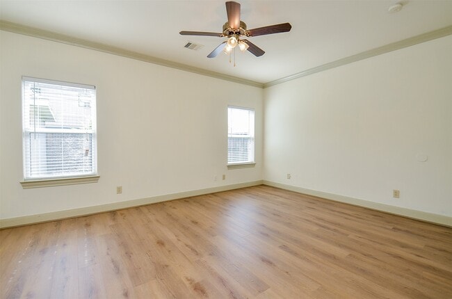 Building Photo - 1414 Southwick St