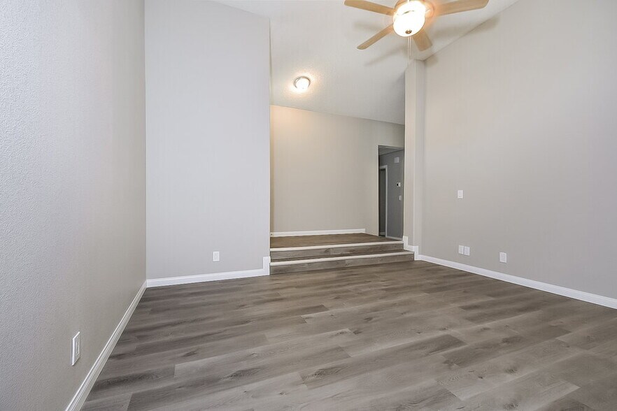 Building Photo - 3316 Sturbridge Cir