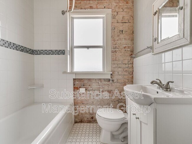 Building Photo - 429 NW 11th St