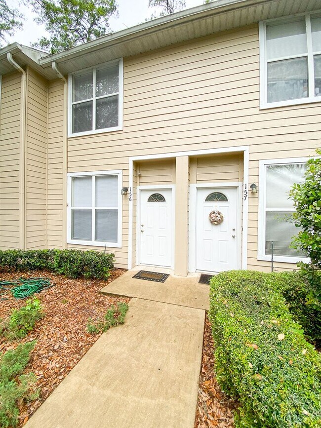 Building Photo - 3510 SW 30th Way