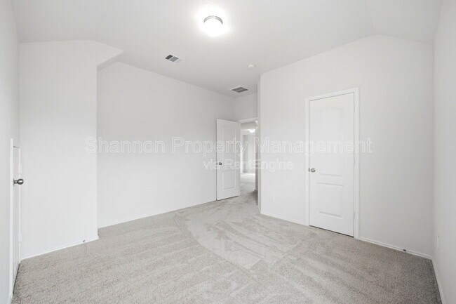 Building Photo - 5309 Camerford Ct