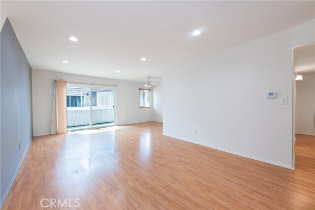 Building Photo - 5412 Lindley Ave