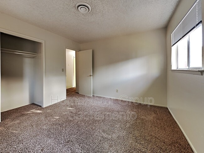 Building Photo - 2008 Polley Dr