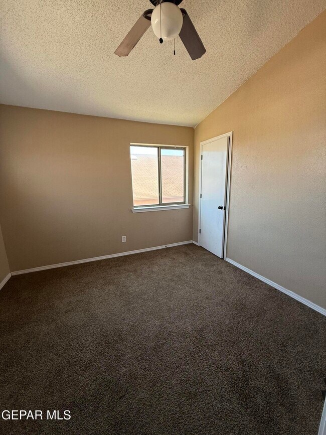Building Photo - 3644 Tierra Bahia Dr