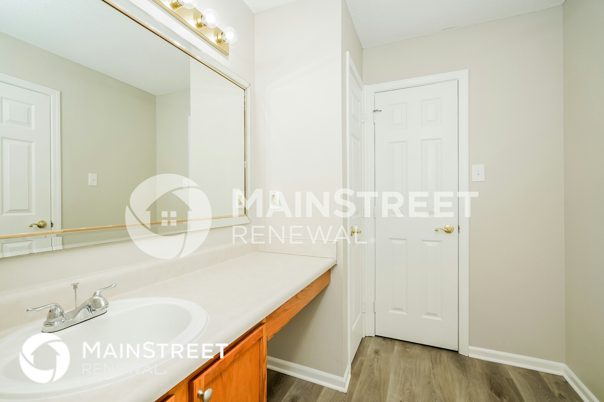 Building Photo - 1146 Freemont Ln