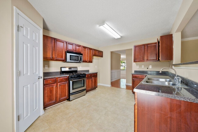 Building Photo - 1152 Stepping Stone Ln