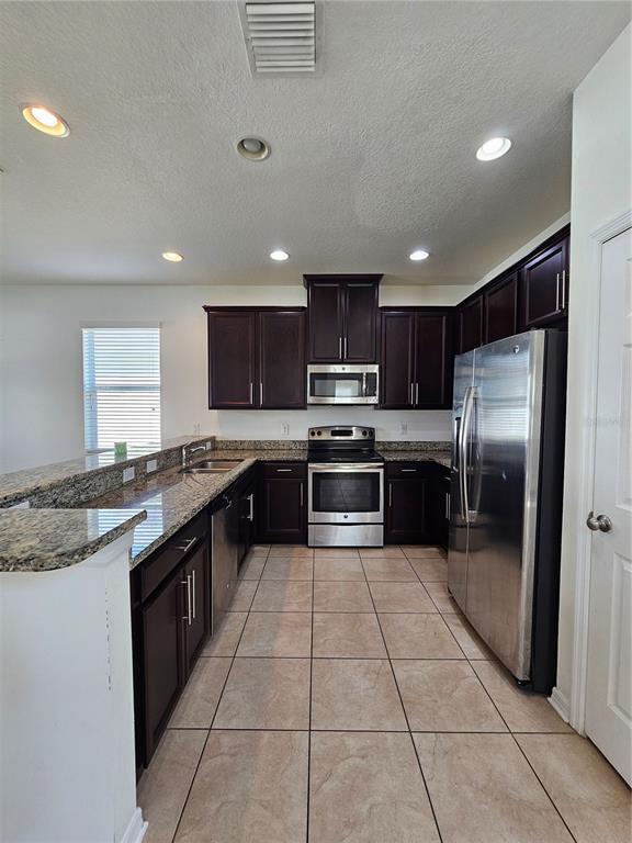Building Photo - 7127 Nightshade Dr