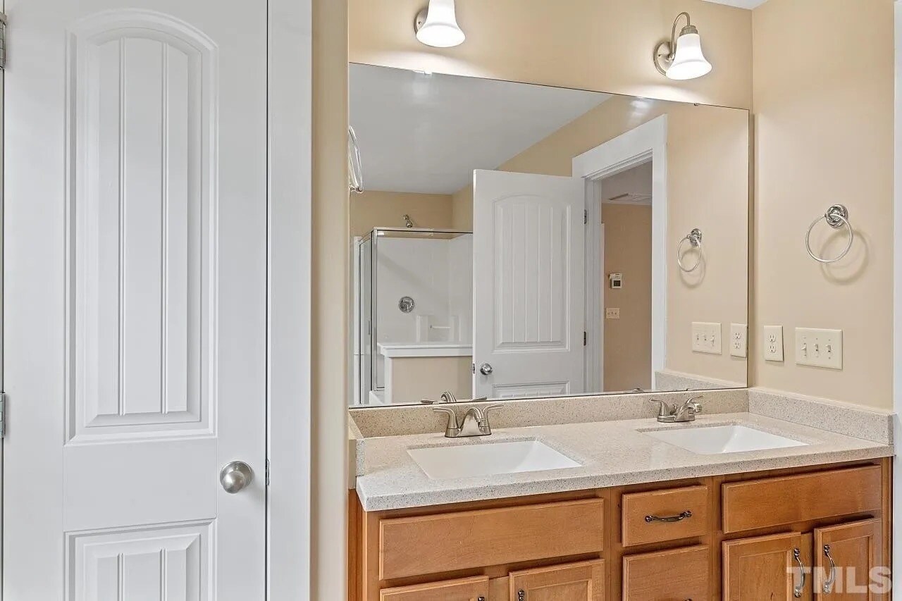 Building Photo - 3826 Amelia Park Dr