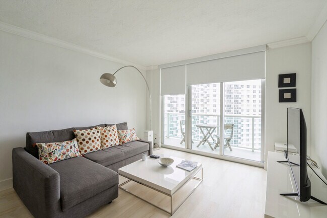 Building Photo - 3801 S Ocean Dr