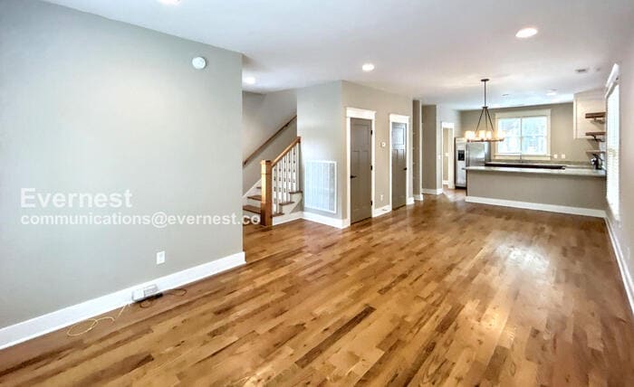 Building Photo - 1501C 9th Ave N