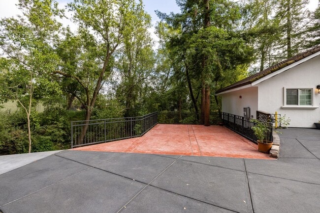 Building Photo - Coming Soon~ Private Wine Country Estate Retreat....