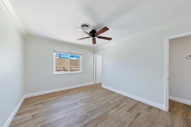 Building Photo - 77054 California Dr