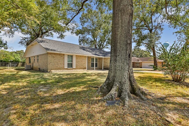 Building Photo - 24610 Green Moss Dr