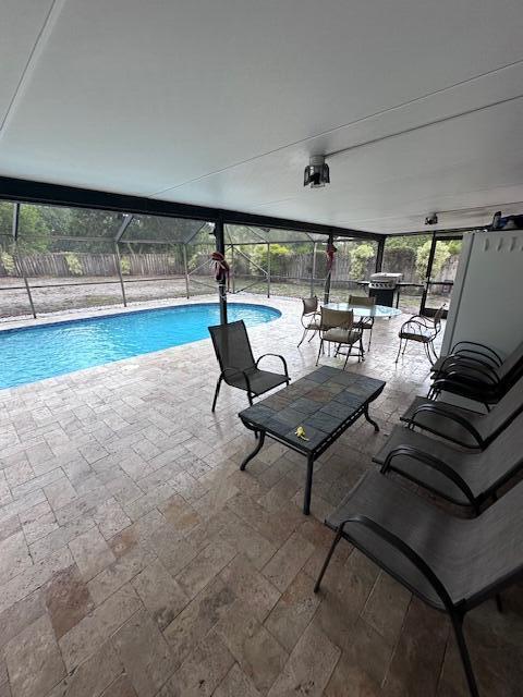 Building Photo - 7758 Blairwood Cir N