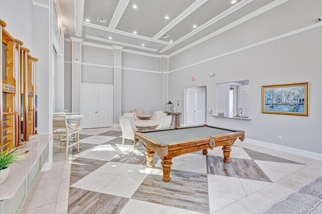 Building Photo - 5208 Cambridge Ct
