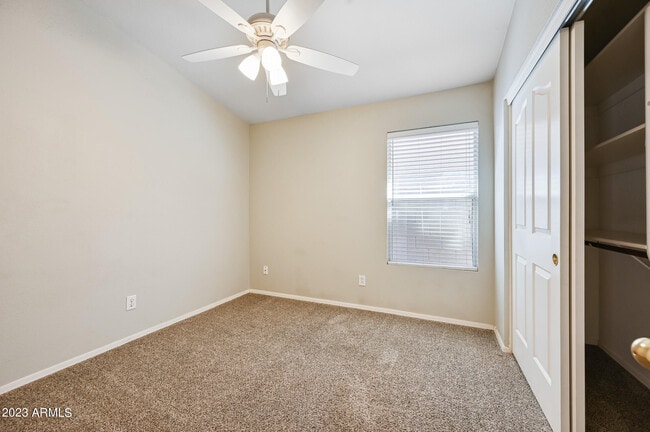 Building Photo - 7253 E Kiva Ave