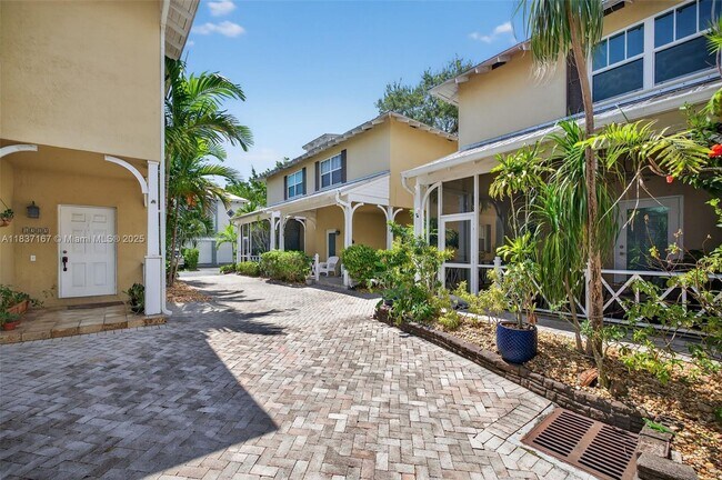 Building Photo - 1214 W Las Olas Blvd