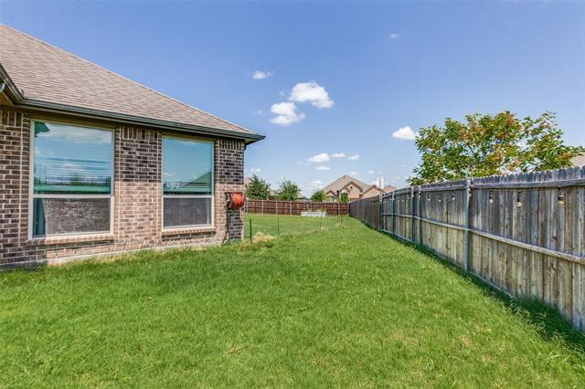 Building Photo - 3003 Lily Ln