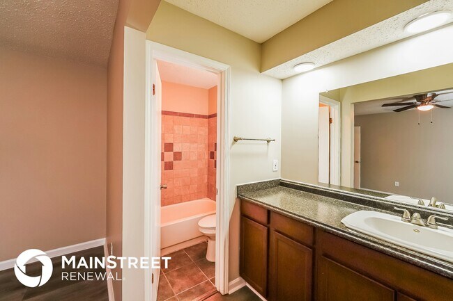 Building Photo - 2505 Galloway Dr