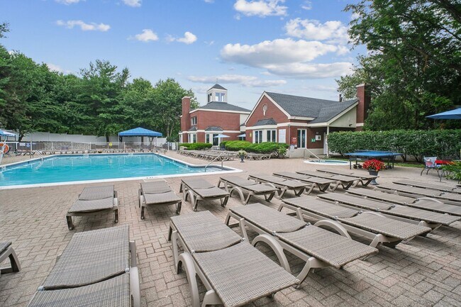 Building Photo - 602 Rutledge Ct