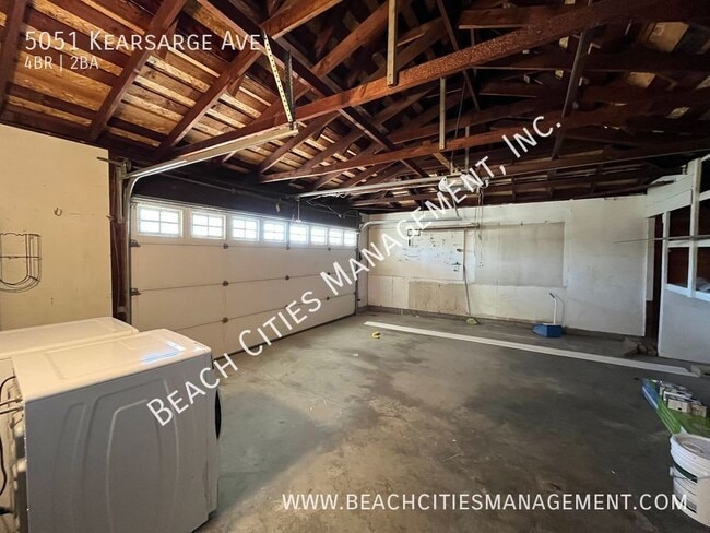 Building Photo - 5051 Kearsarge Ave